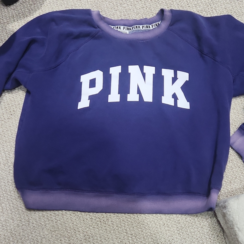 Victoria’s Secret PINK Campus Sweatshirt – Vintage • NWOT • Size Large